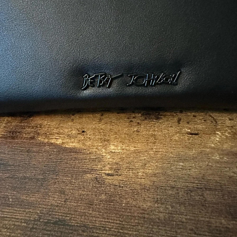 Betsy Johnson Bat Wristlet Wallet Black with Metal Bats NWT Wristlet Strap - Picture 4 of 6